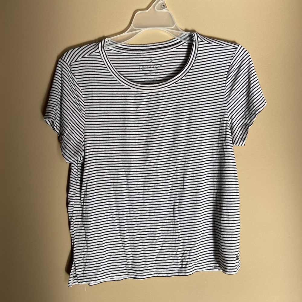 American Eagle Soft & Sexy Tee